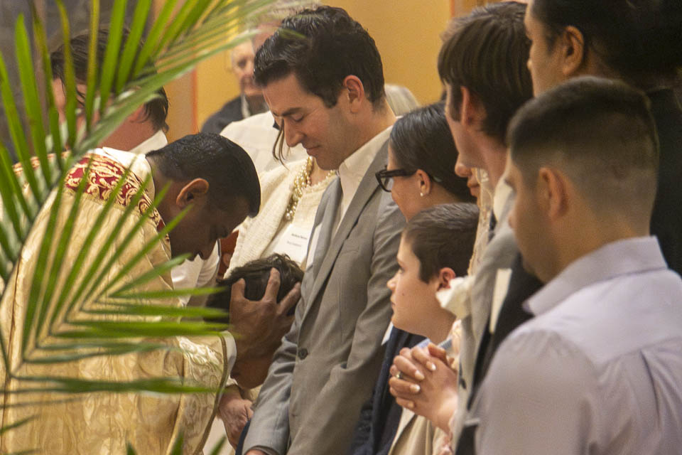 2026-StMary-EasterVigil (115 of 215).jpg